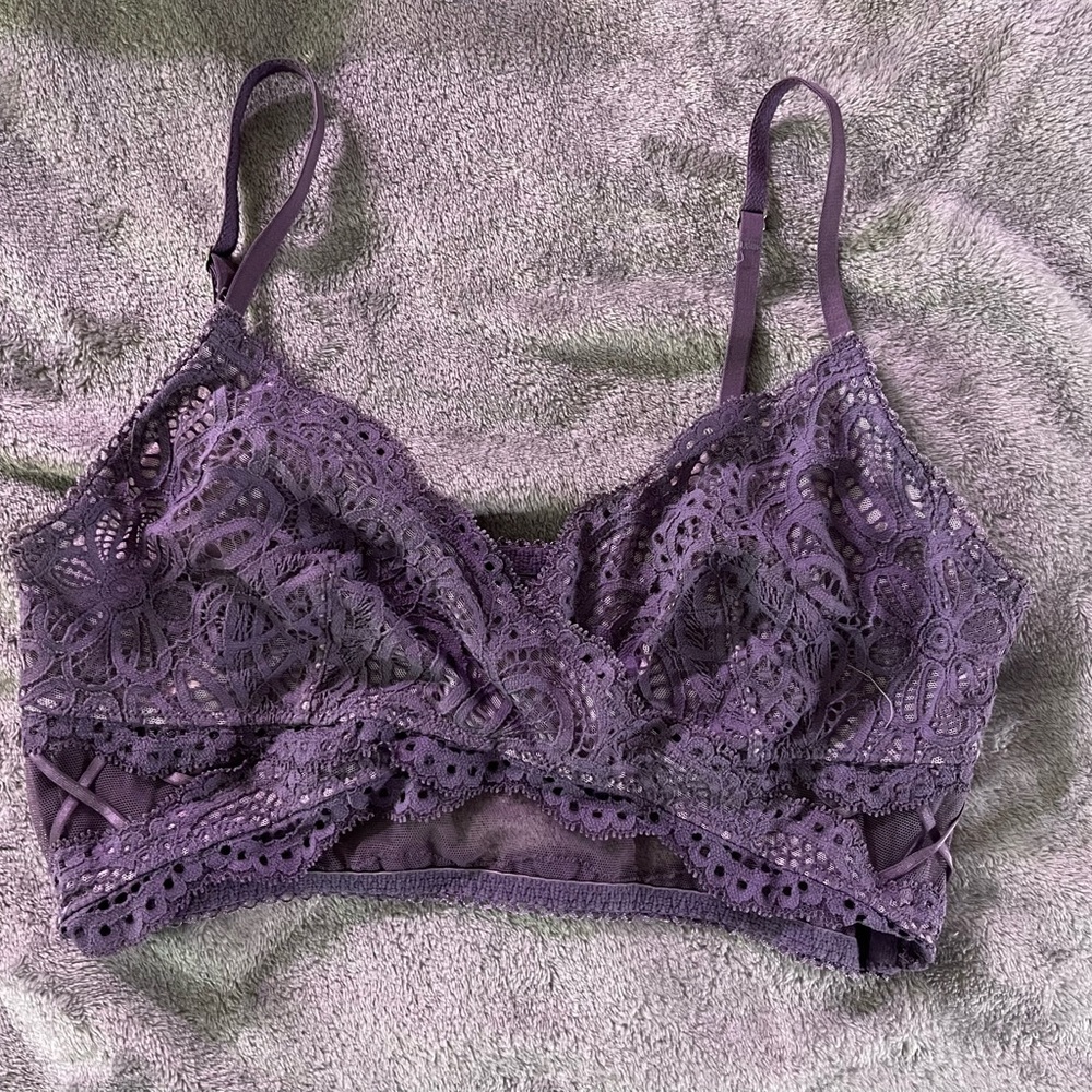 Victoria's Secret Dream Angels Purple Lace Cross Bralette